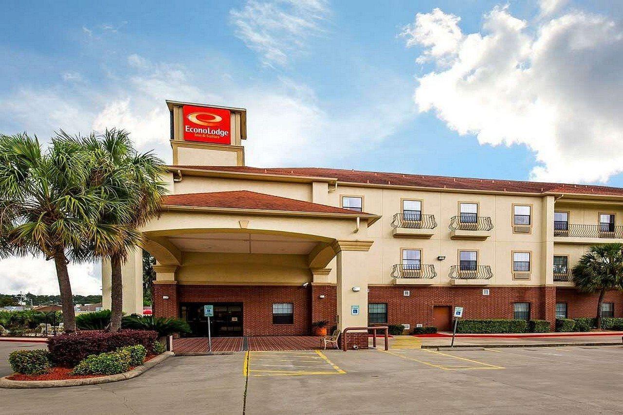 Hotel Econo Inn&suites 2*