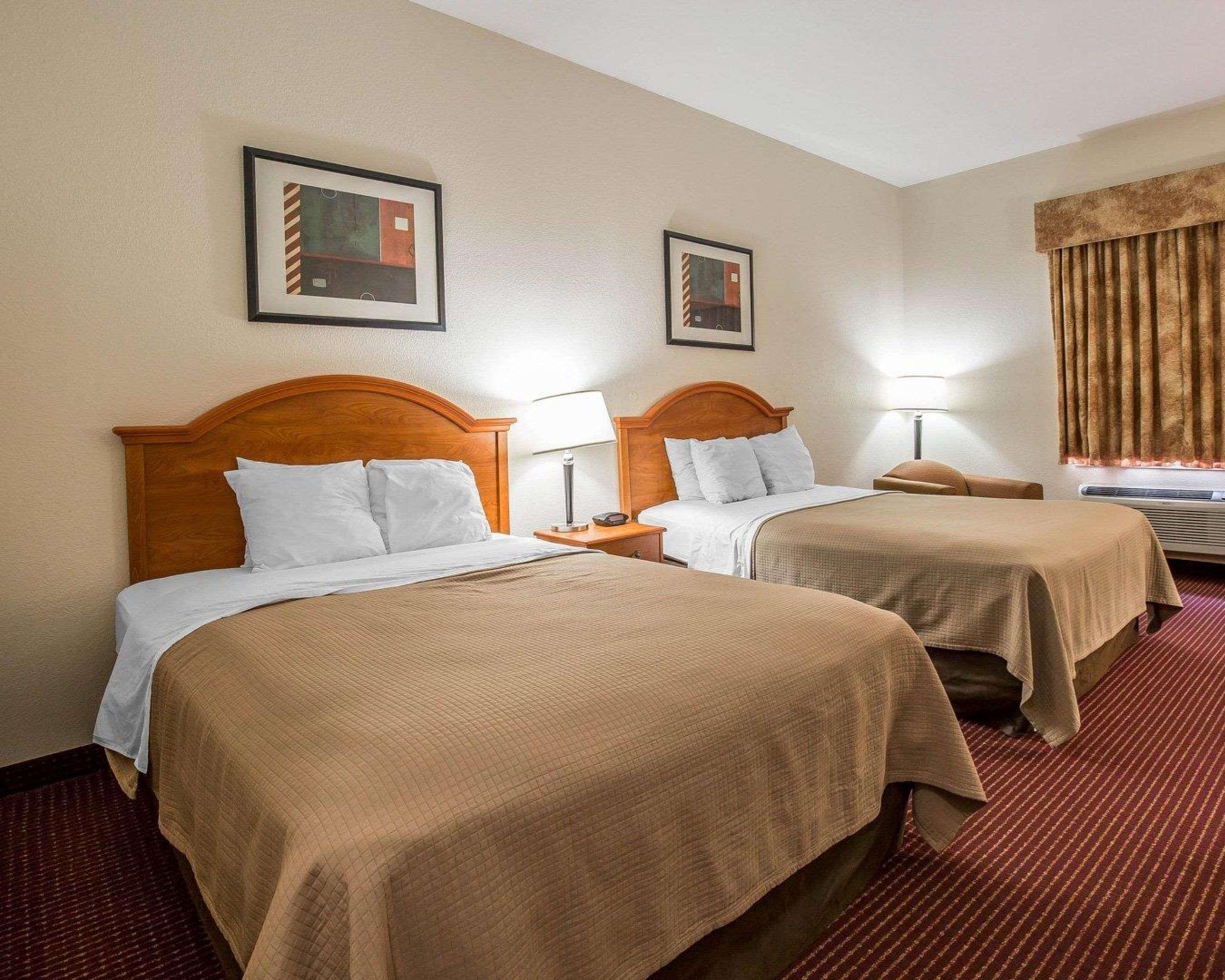 Econo Inn&suites