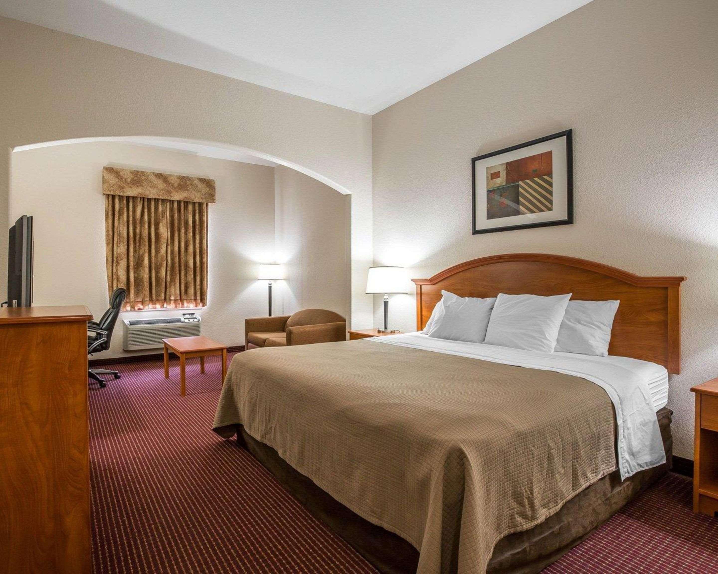 Econo Inn&suites Hotel Beaumont
