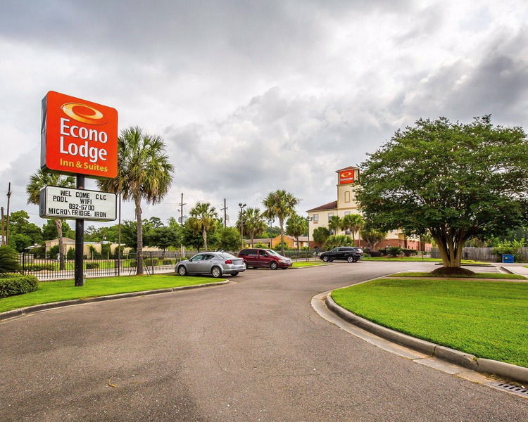 Hotel Econo Inn&suites 2*