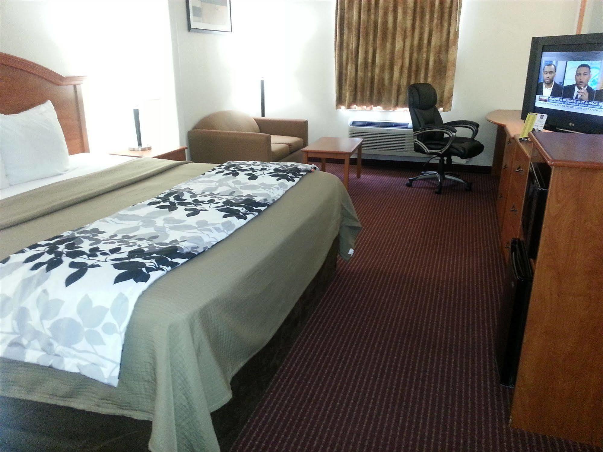 Econo Inn&suites Beaumont