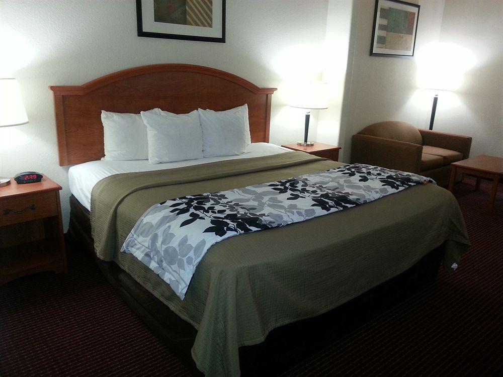 Econo Inn&suites Beaumont